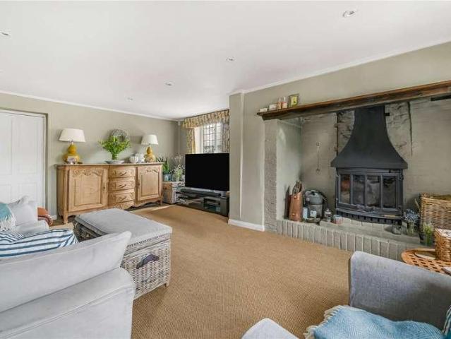 House for sale in Marehill, Horsham