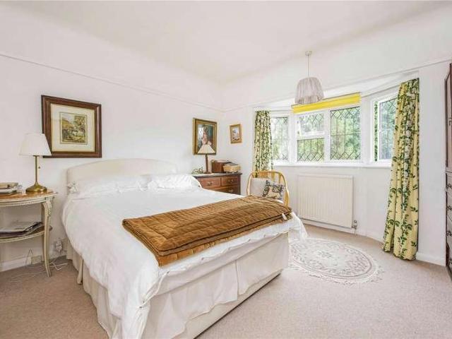House for sale in New Malden, New Malden