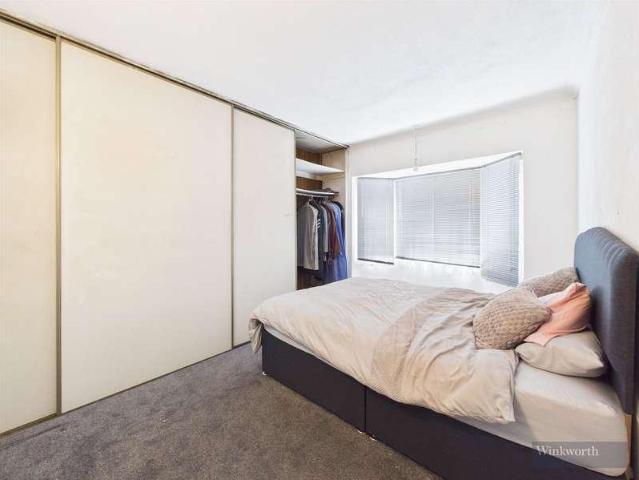 House for sale in Hook, Greater London