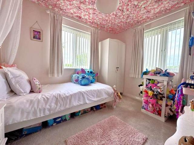 House for sale in Belliver, Mount Wise