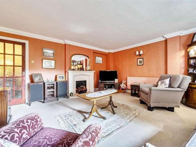 House for sale in Wokingham