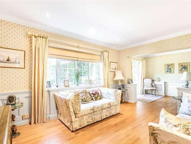 House for sale in Radlett, Hertfordshire