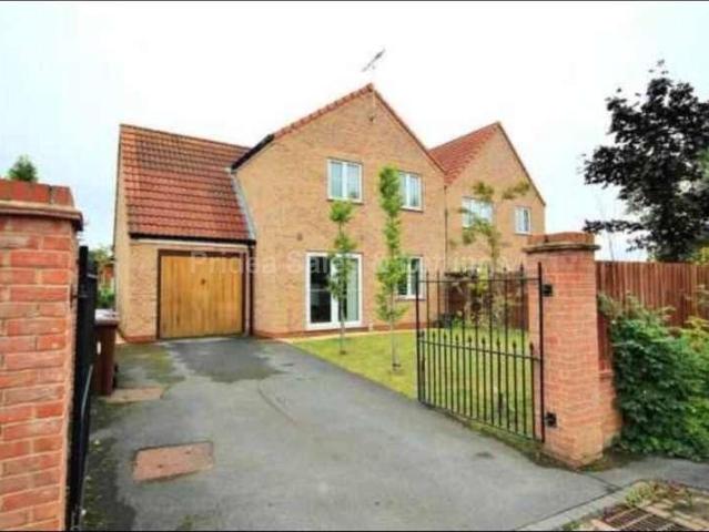 House for sale in Glebe Park, Brayford