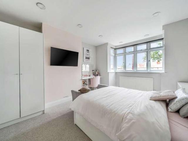 House for sale in Row Town, Surrey