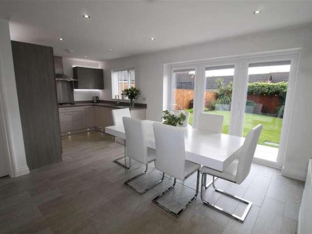 House for sale in Daisy Hill, Lee Bank