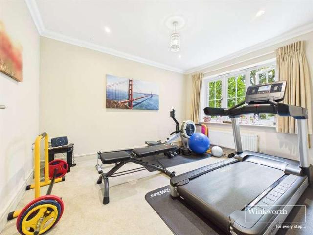 House for sale in Burghfield Common, West Berkshire
