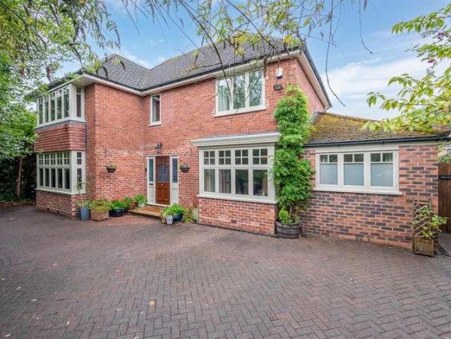 House for sale in Stockton Heath