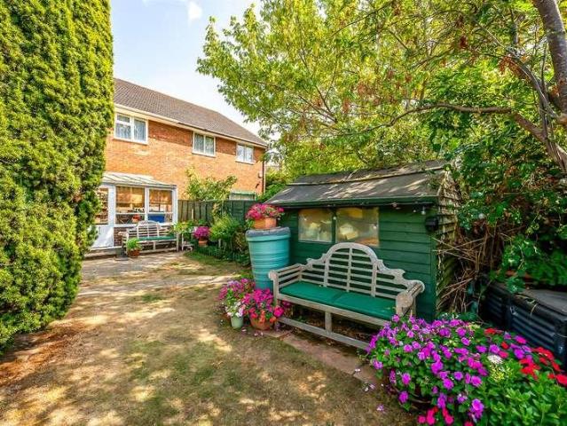 House for sale in Shortlands, Greater London