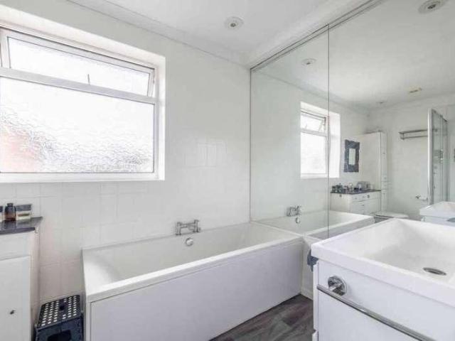House for sale in Iver, Iver Heath