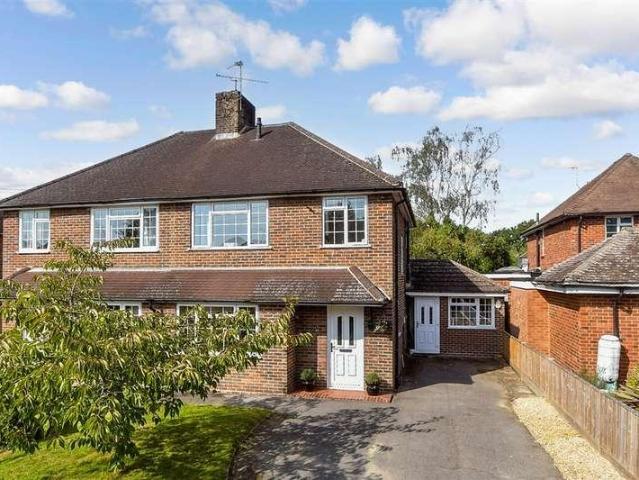 House for sale in Oakhill, Horsham