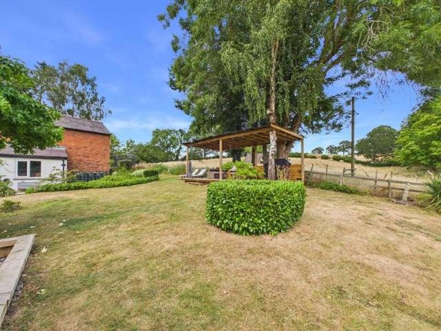 House for sale in Kinlet, Neen Savage