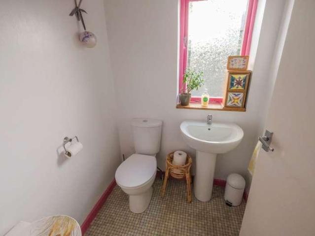 House for sale in South Crosland, Kirklees