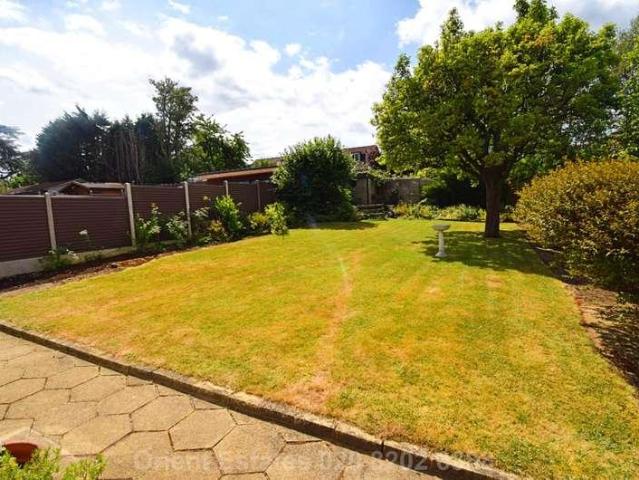 House for sale in Hendon Central, The Hyde