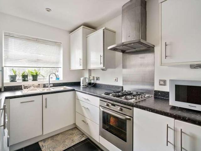 House for sale in Wexham Court, Slough