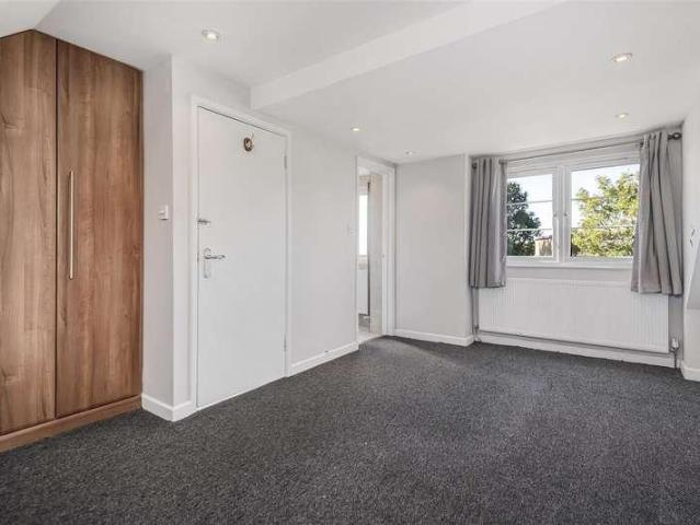House for sale in Hendon, Greater London