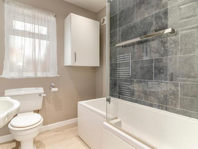 House for sale in Harlow, Harrogate