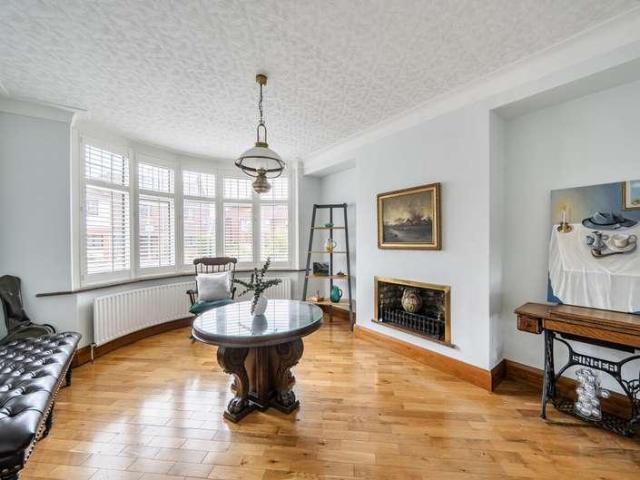 House for sale in High Barnet, Greater London