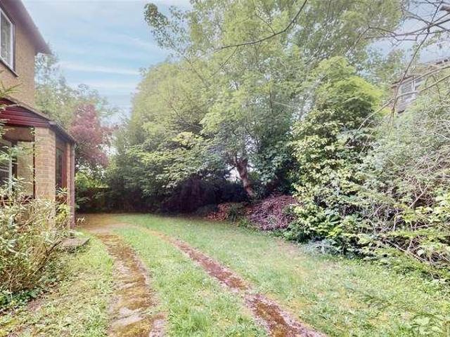 House for sale in London Borough of Hounslow, Spring Grove