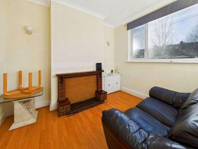 House for sale in Glasshoughton, Castleford