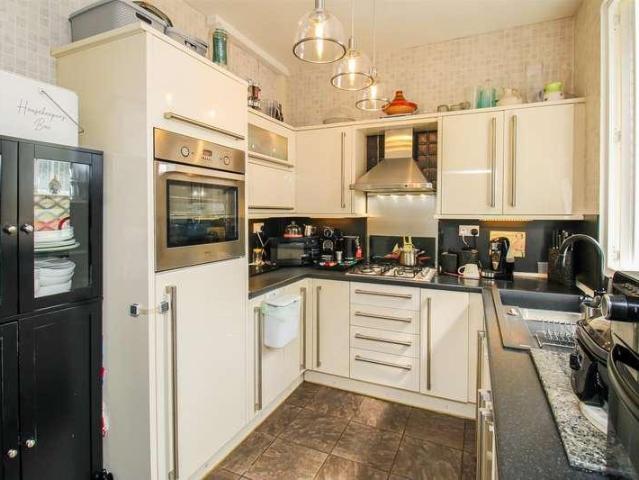 House for sale in Eastmoor, West Yorkshire