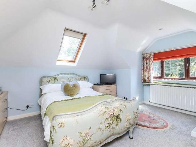 House for sale in Bolton Low Houses, Hampshire