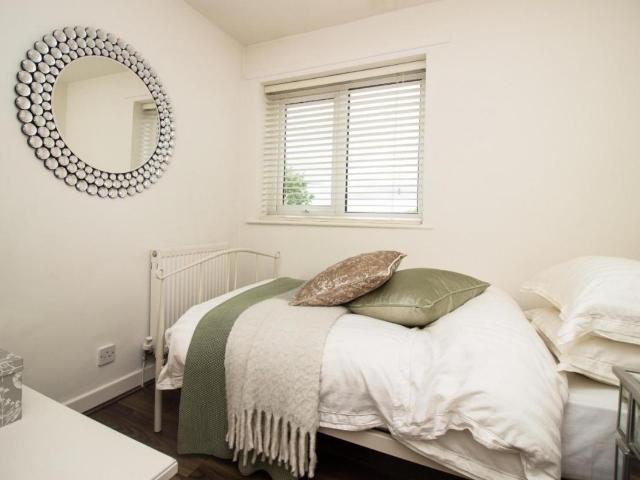 House for sale in Blacksnape, Darwen
