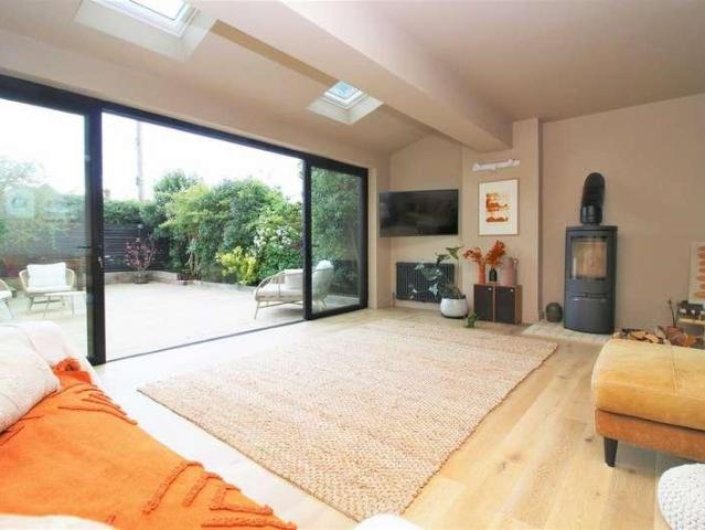 House for sale in Old Milton, Ashurst Bridge