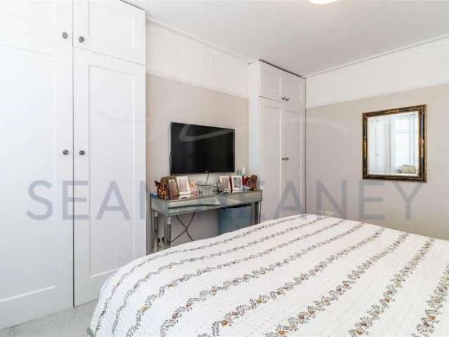 House for sale in New Barnet, Greater London