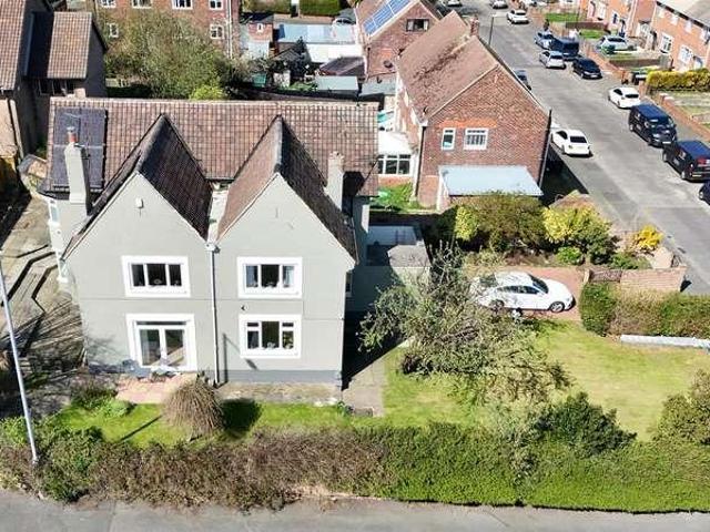 House for sale in Thorney Close, Tyne And Wear