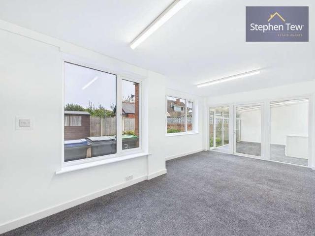 House for sale in Common Edge