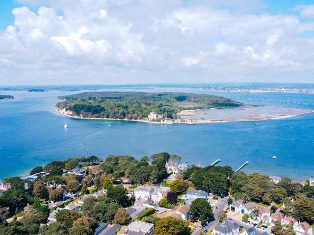 House for sale in Sandbanks, Poole