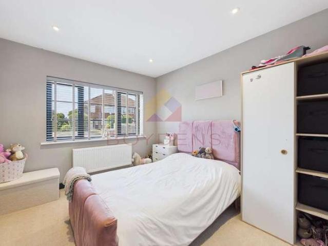House for sale in Fordham Heath, Essex