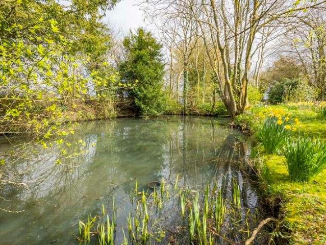 House for sale in Chelmondiston, Suffolk