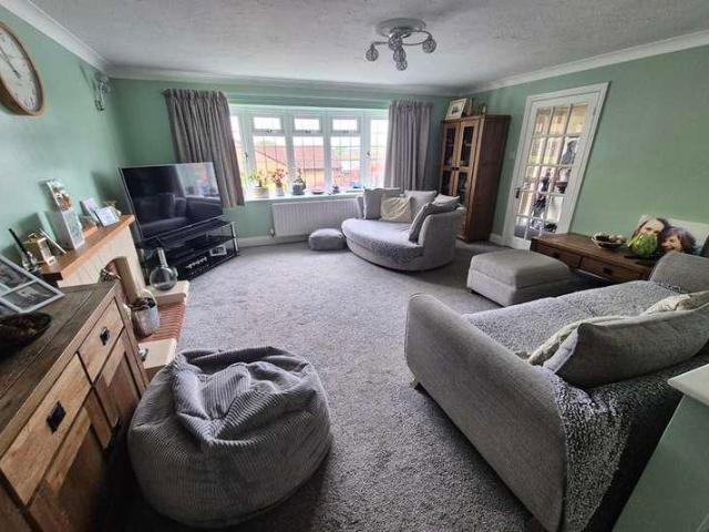 House for sale in Broadshard, Somerset