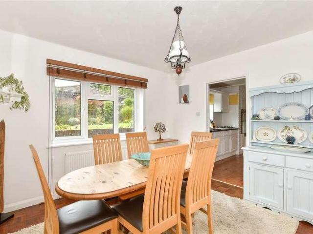 House for sale in Potter's Green, Wealden