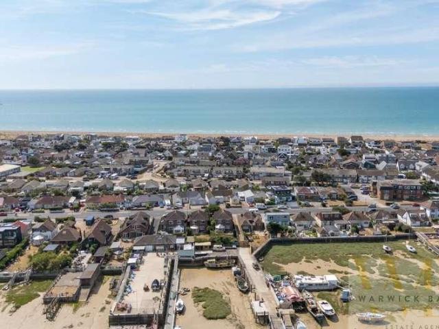 House for sale in Fishersgate, West Sussex