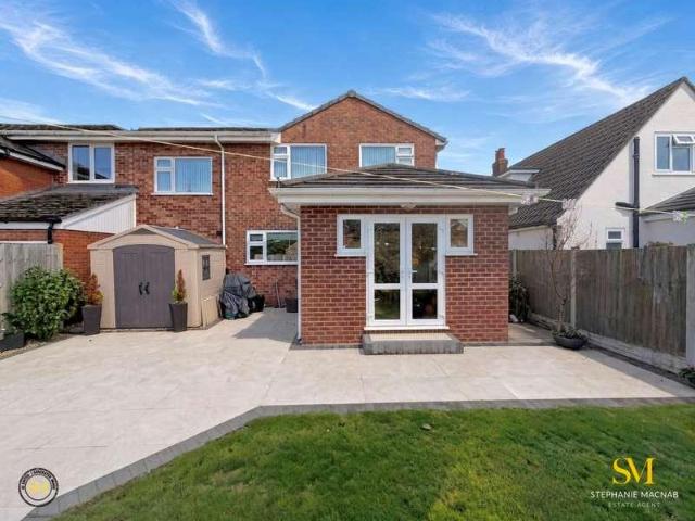 House for sale in Freshfield, Sefton
