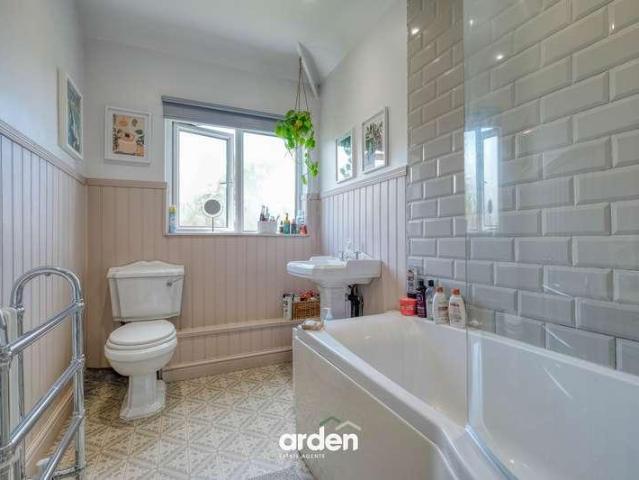 House for sale in Bromsgrove, Worcestershire