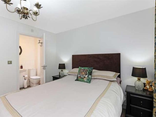 House for sale in Skelmanthorpe, West Yorkshire