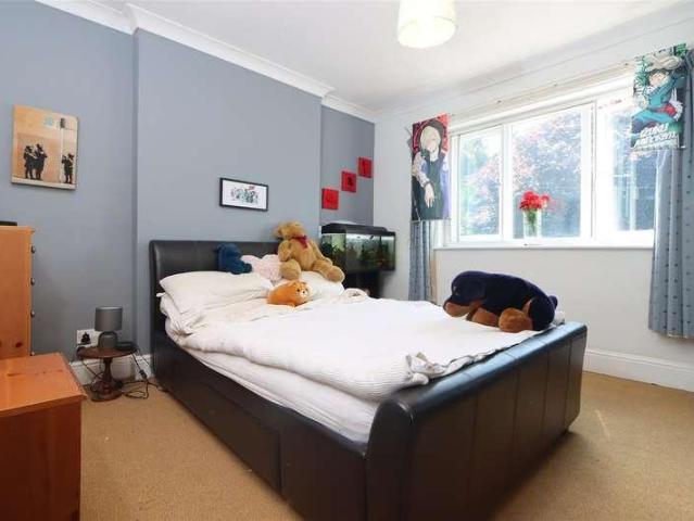 House for sale in Bromsgrove, Worcestershire