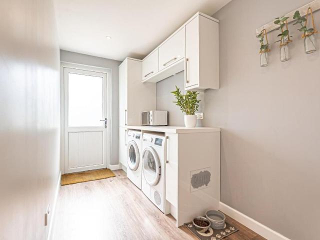 House for sale in Monkston Park, Milton Keynes