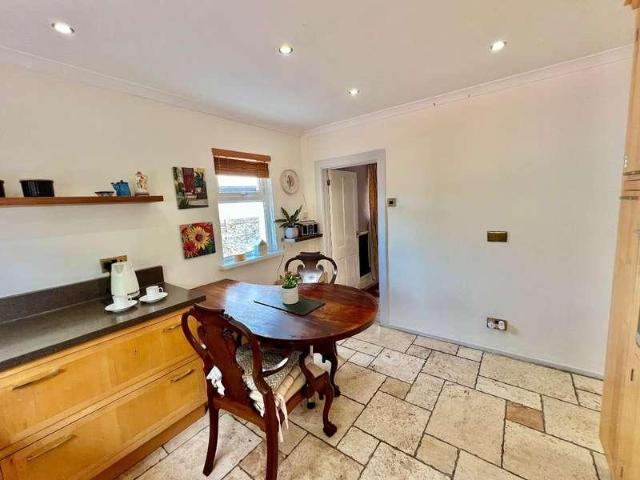 House for sale in Porthcawl, Newton