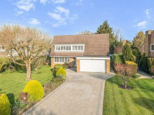 House for sale in Gerrards Cross, Denham