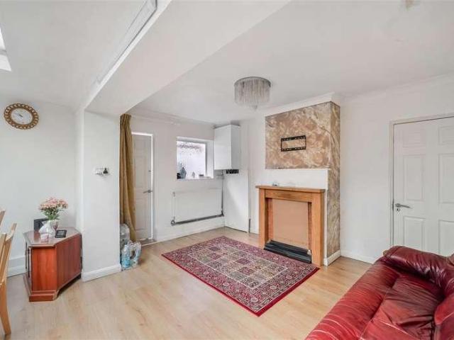 House for sale in Red Hill, Surrey