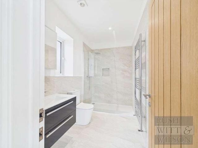 House for sale in Bulverhythe, Guestling Green