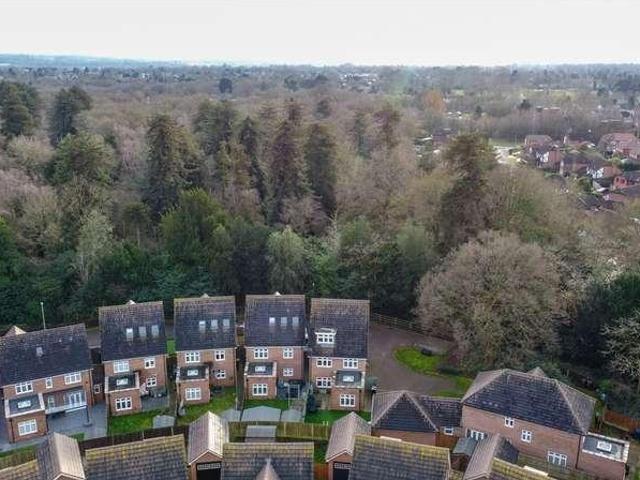 House for sale in Woodley, Wokingham