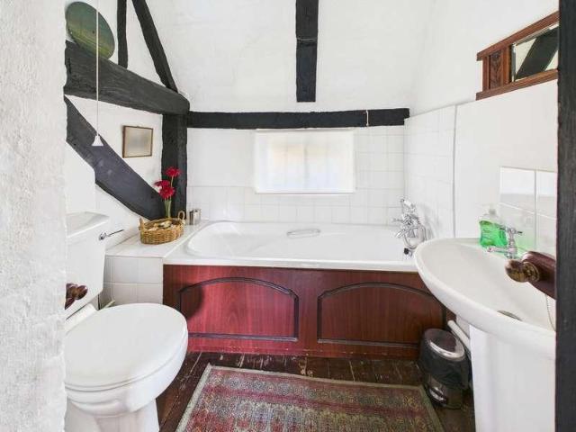 House for sale in Fishersgate, West Sussex