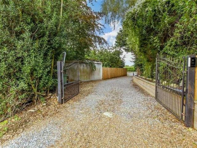 House for sale in Midway, Kent