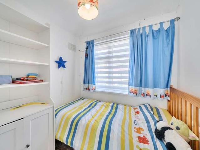 House for sale in Yeading, Greater London