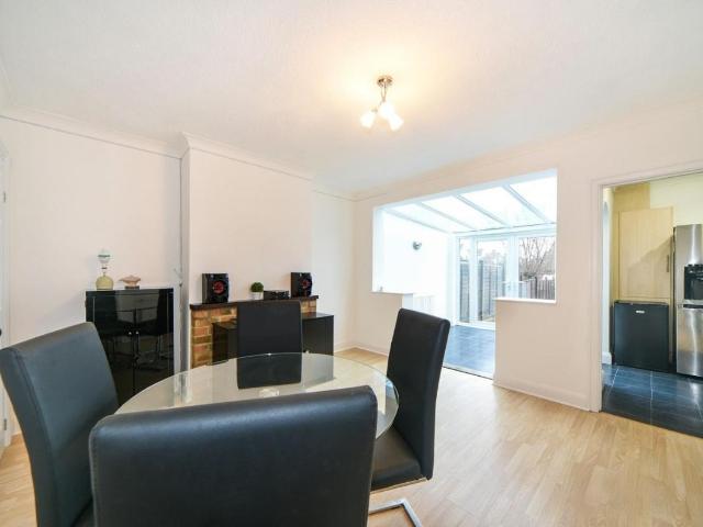 House for sale in West Wickham, Greater London